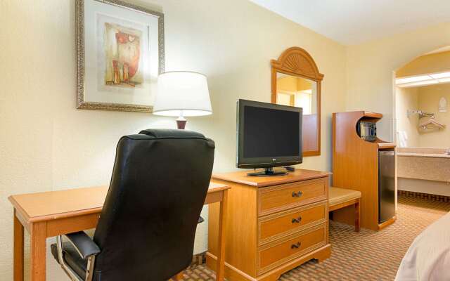 Quality Inn near Casinos and Convention Center