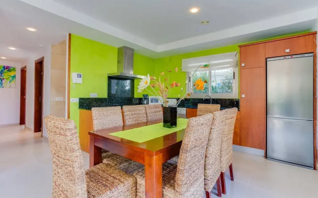Villa With Pool in Alcudia