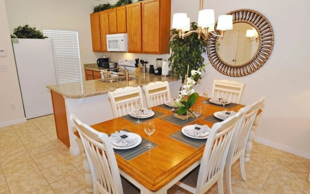 3 Bed Twhm W/splash Pool at Bella Vida Resort