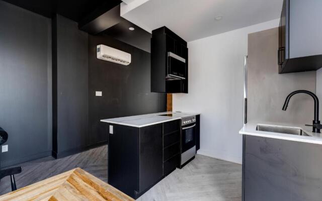 Le Black & White - Vieux-Terrebonne