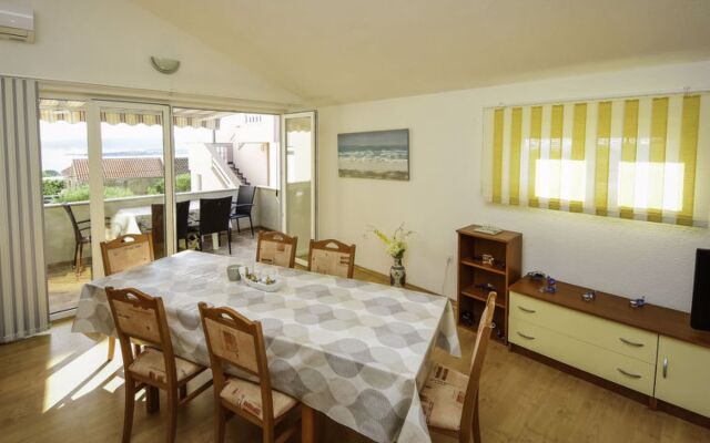 Apartment Pusa Sv. Filip i Jakov