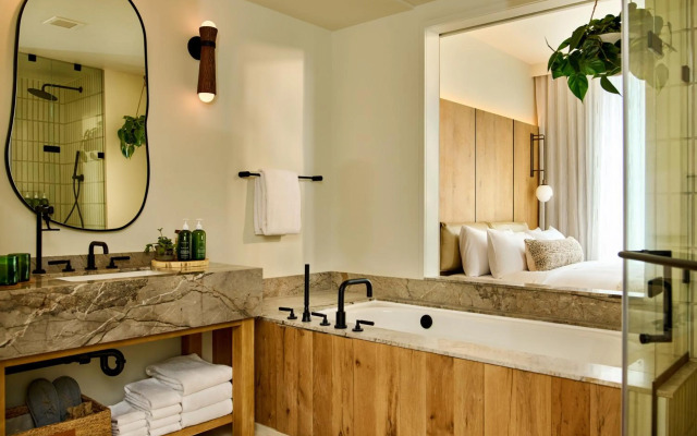 1 Hotel Seattle