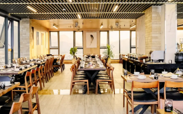 Emerald Bay Hotel & Spa Nha Trang