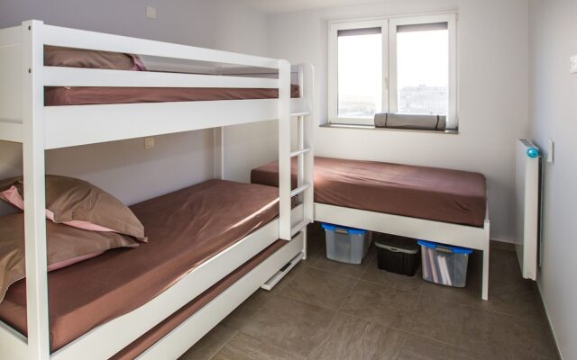 Apartment With Hinterland Views