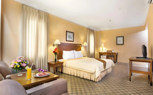 Nalendra Hotel – Guest Rooms – Bandung