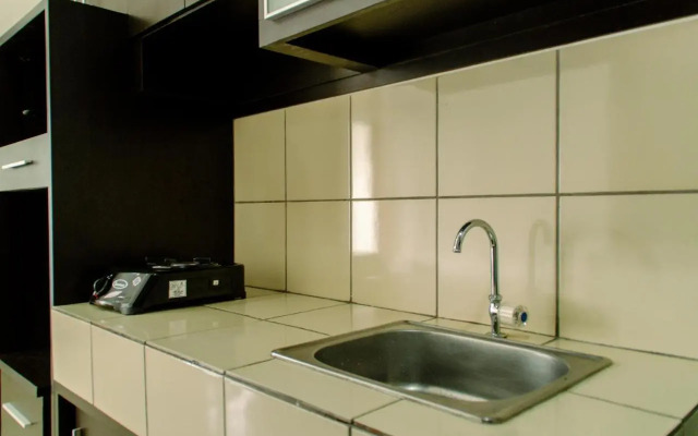 Elegant And Homey Studio At Paramount Skyline Apartment By Travelio
