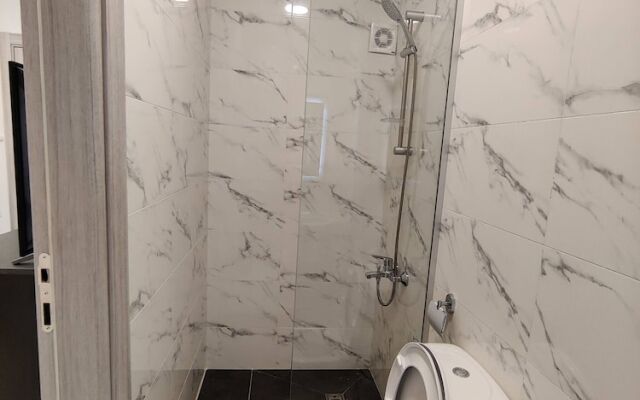 45m Luxury Room Royal View Near all Services