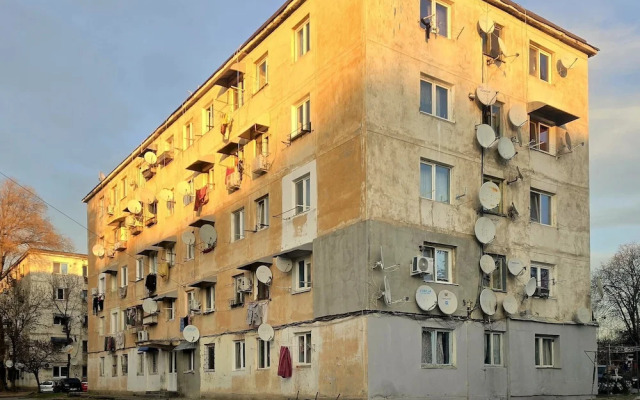 Urban Studio for a Real Ghetto Experience