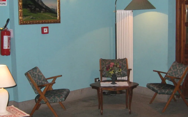Hotel Villa Plinia
