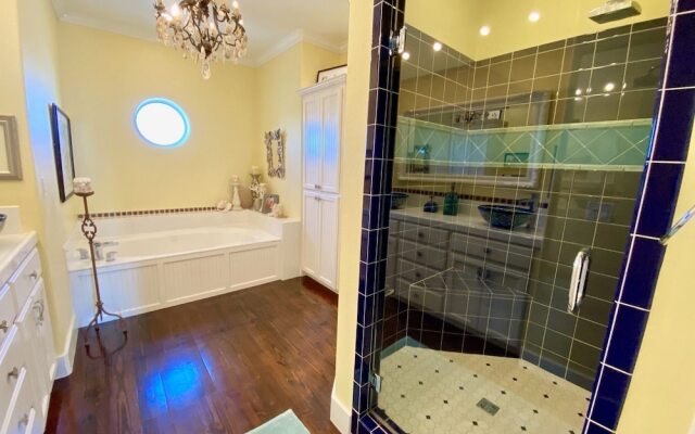 Beachfront Therapy 4 Bedroom Home