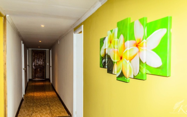 Hotel Uka Mana