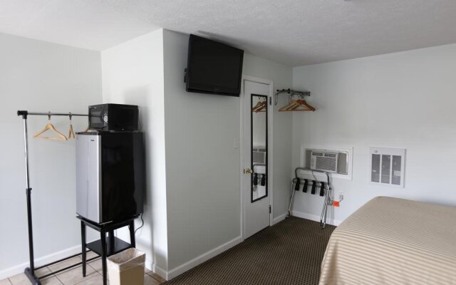 Plaza Motel Clyde