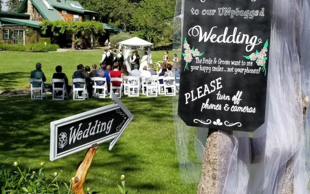 The Davies Family Inn