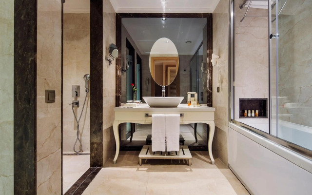 Bellis Deluxe Hotel