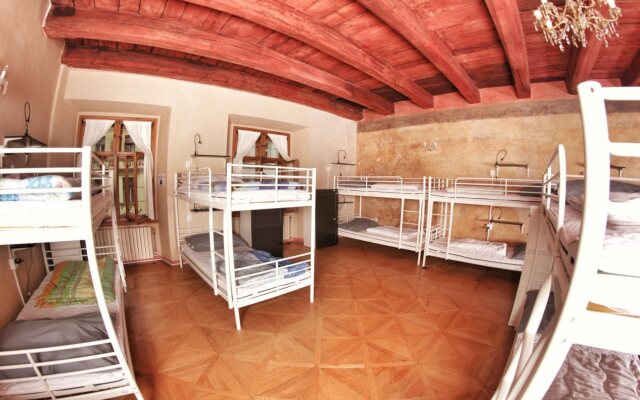 Hostel HOMEr - Old Town Square