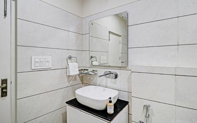 Treebo Trend Kamron Regency Sector 80
