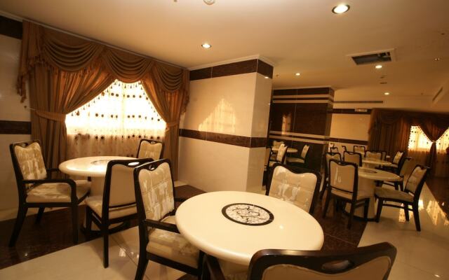 Al Azhar Nuzhah Hotel