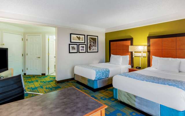 La Quinta Inn & Suites by Wyndham Fremont / Silicon Valley