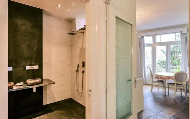 Amstel Canal View 3 Bedroom