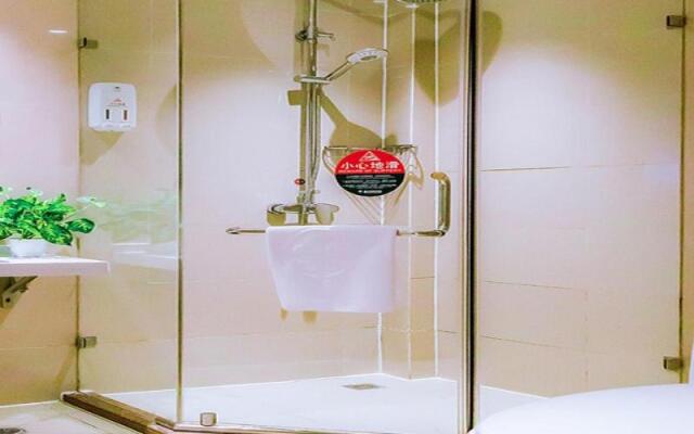 GreenTree Inn Xuancheng South Zhuangyuan Road Express Hotel