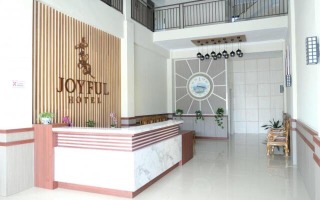 Joyful Hotel