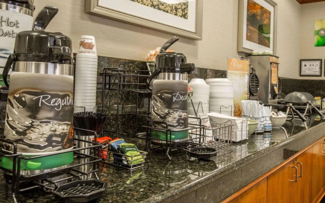 Quality Inn & Suites Biltmore East