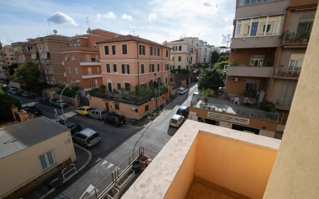 Via Marcantonio Odescalchi