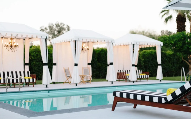 Hotel El Cid by AvantStay – Mid-Century Charm with Poolside Cabanas