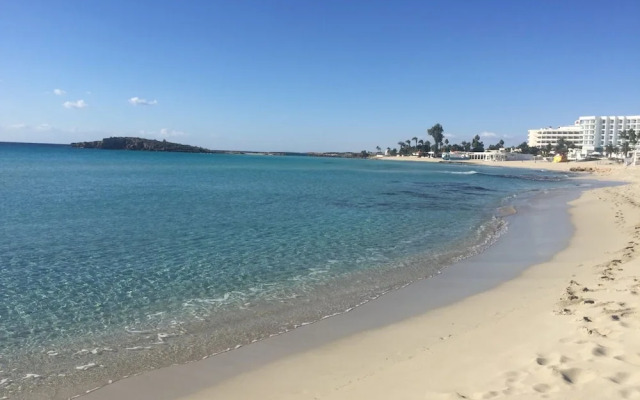 Narcissos Nissi Beach Apartment E9