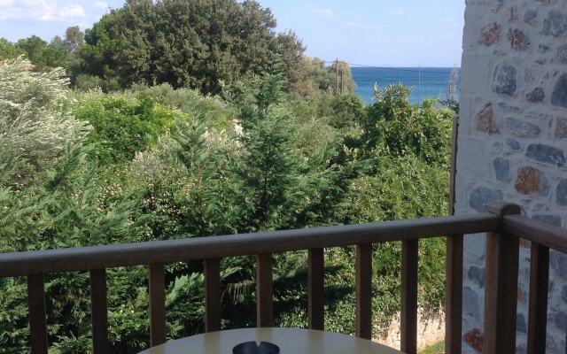 Thirides Beach Resort