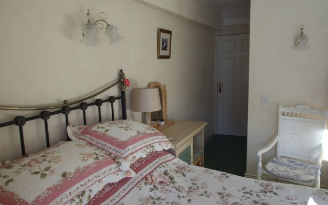 The Red Lion Country Inn