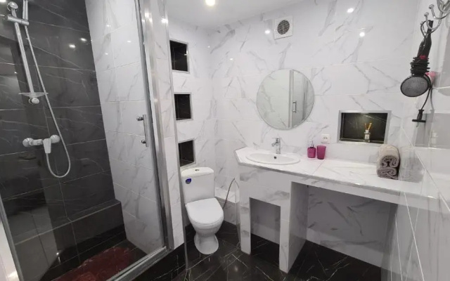 Apartaments on prospekt Mira 35 (the 95th kvartal, Ploshcha Horkoho)