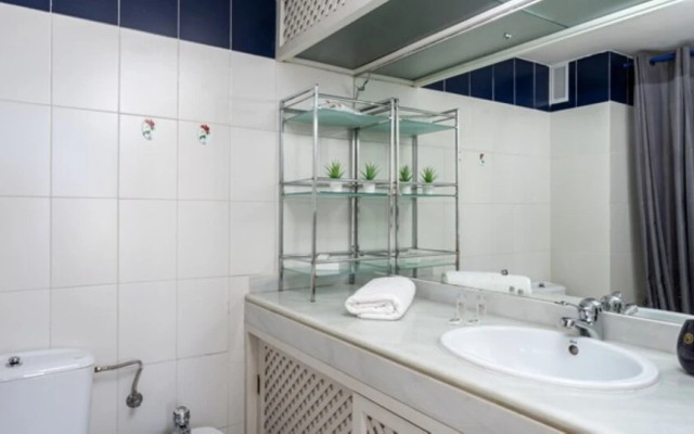 Apartment - 2 Bedrooms with WiFi and Sea views - 107883