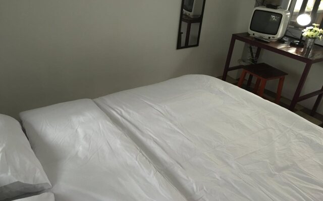 Hora Home