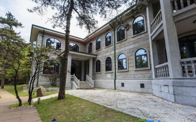 Lushan Villas Hotel