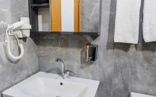 Lina Suit Hotel
