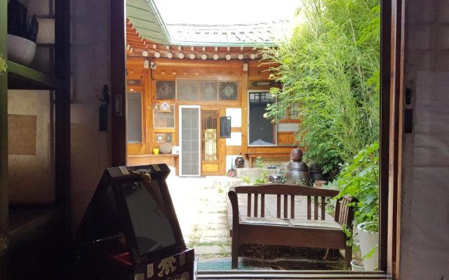 Gongsimga Hanok Guesthouse