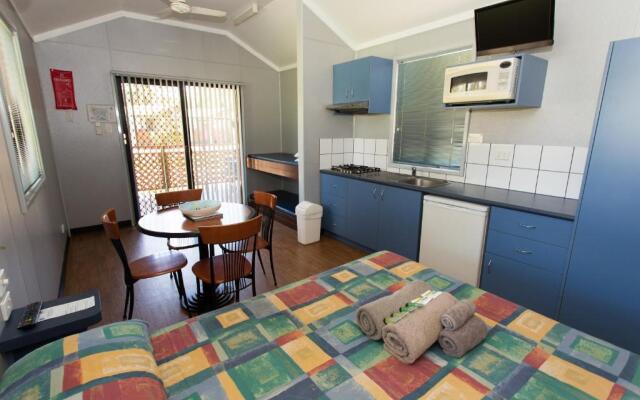 Ivanhoe Village Caravan Resort