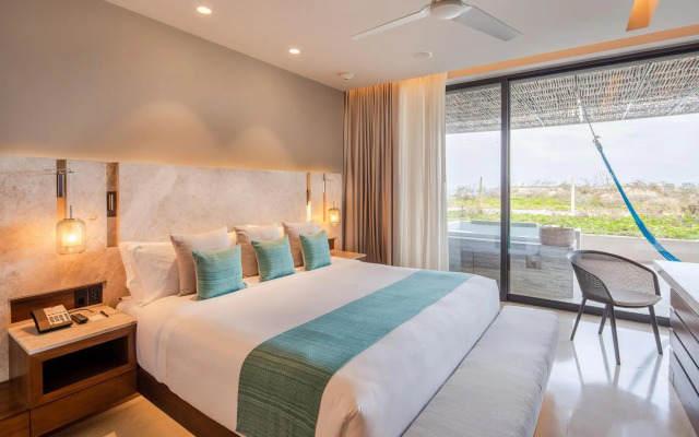 The Club at Solaz, Luxury Villas