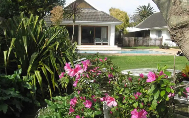 Wilmot Cottages