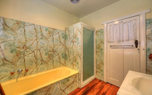 Acacia Bed and Breakfast