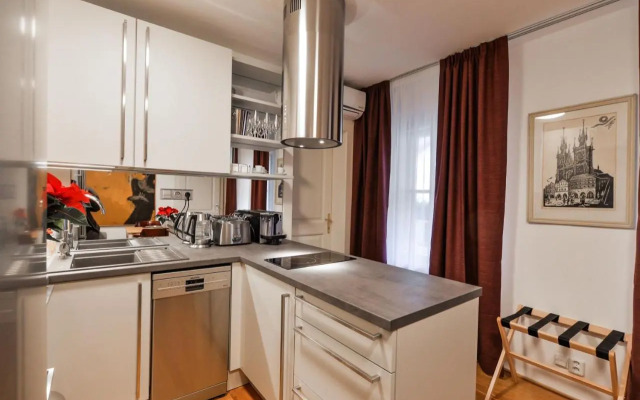 Romantic Apartment Prague near Charles Bridge