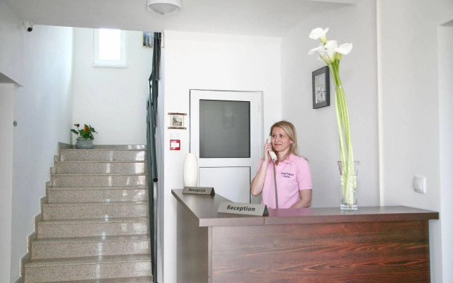 Lala Luxury Suites