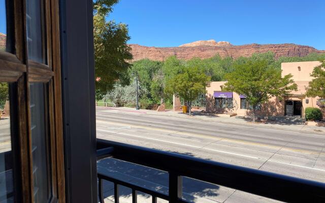 Best Western Plus Greenwell Inn