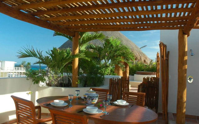 Porto Playa Condo Hotel & Beachclub