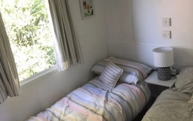Cosy and Rural Lodge at Goldhill Glamping