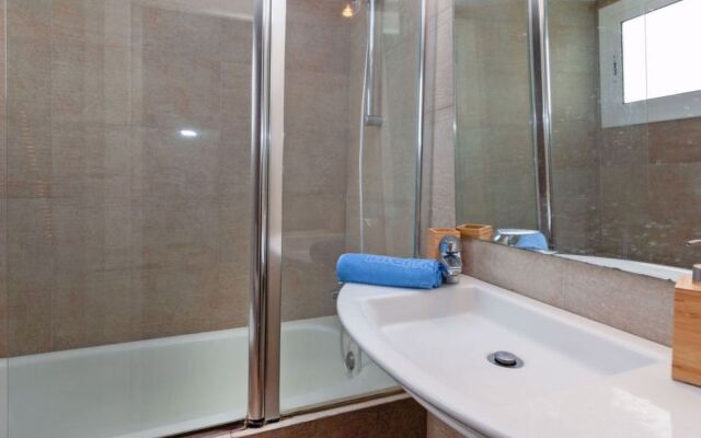 Holiday Home Punta Aromir
