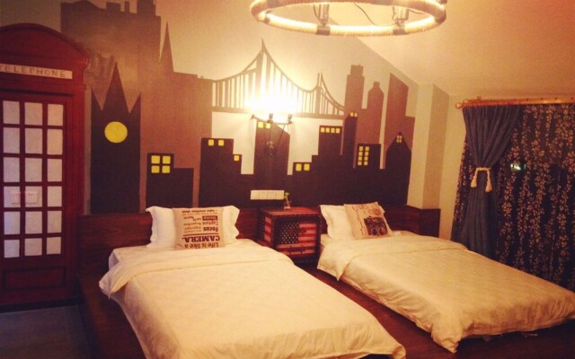 Firefly Inn Mount Danxia