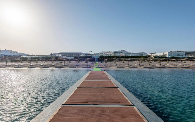Royal Bay