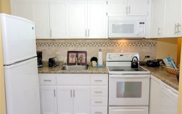 Waiohuli Beach Hale Ocean View Condos with Parking